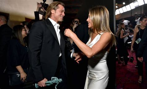 Brad Pitt, Jennifer Aniston e a história por trás da foto。